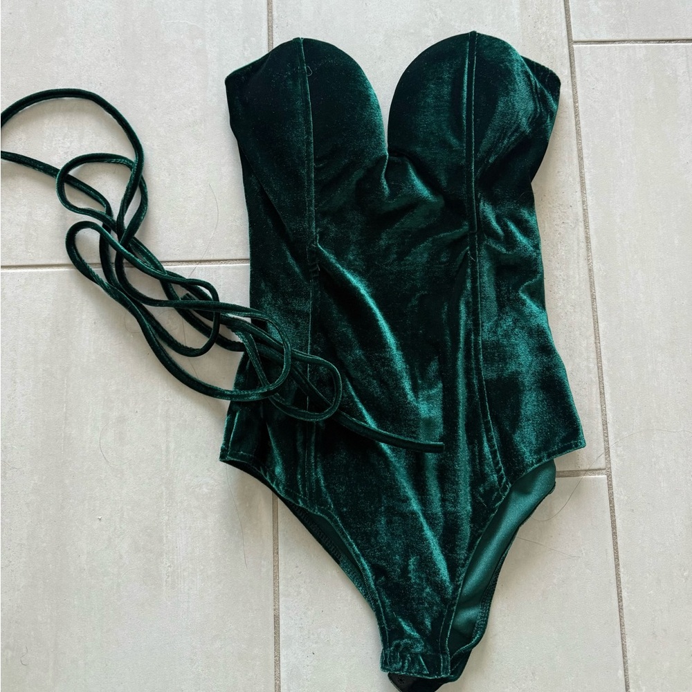 green velvet bodysuit never worn